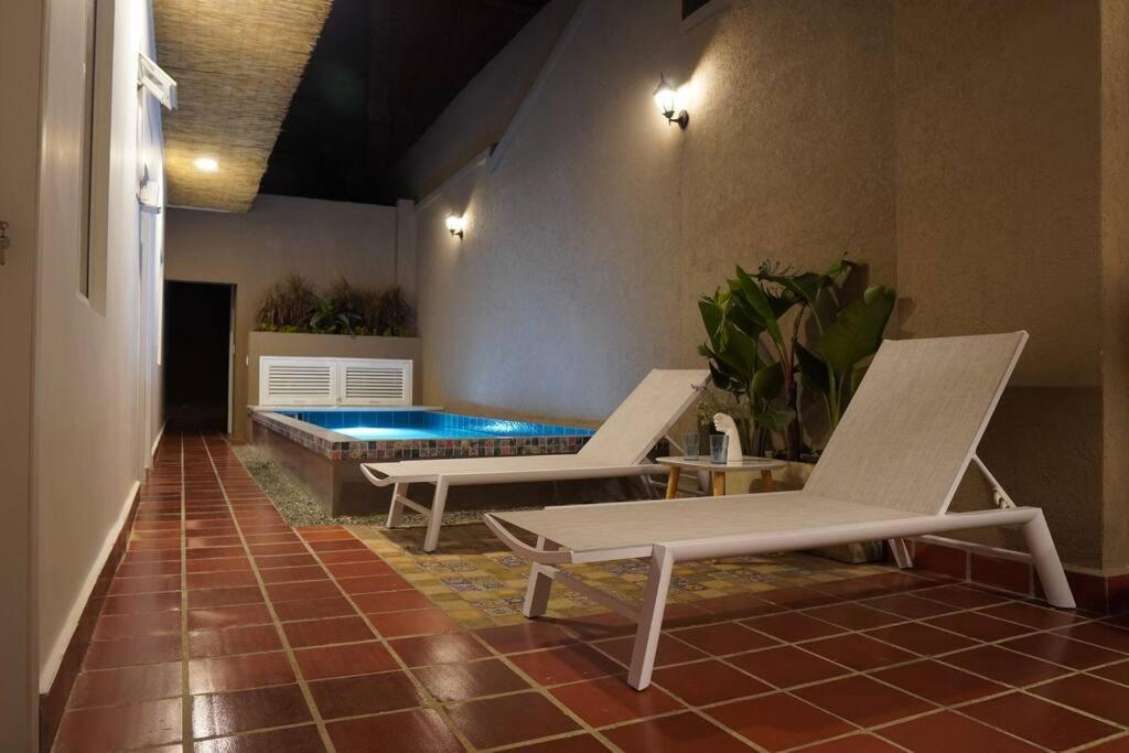 Nueva En San Antonio Cali, La Casa De Tona Villa Kültér fotó
