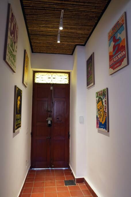 Nueva En San Antonio Cali, La Casa De Tona Villa Kültér fotó