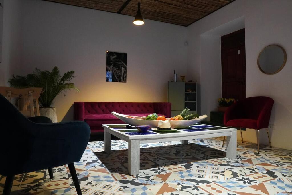 Nueva En San Antonio Cali, La Casa De Tona Villa Kültér fotó