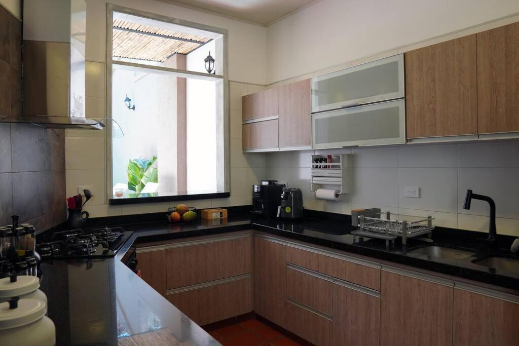 Nueva En San Antonio Cali, La Casa De Tona Villa Kültér fotó
