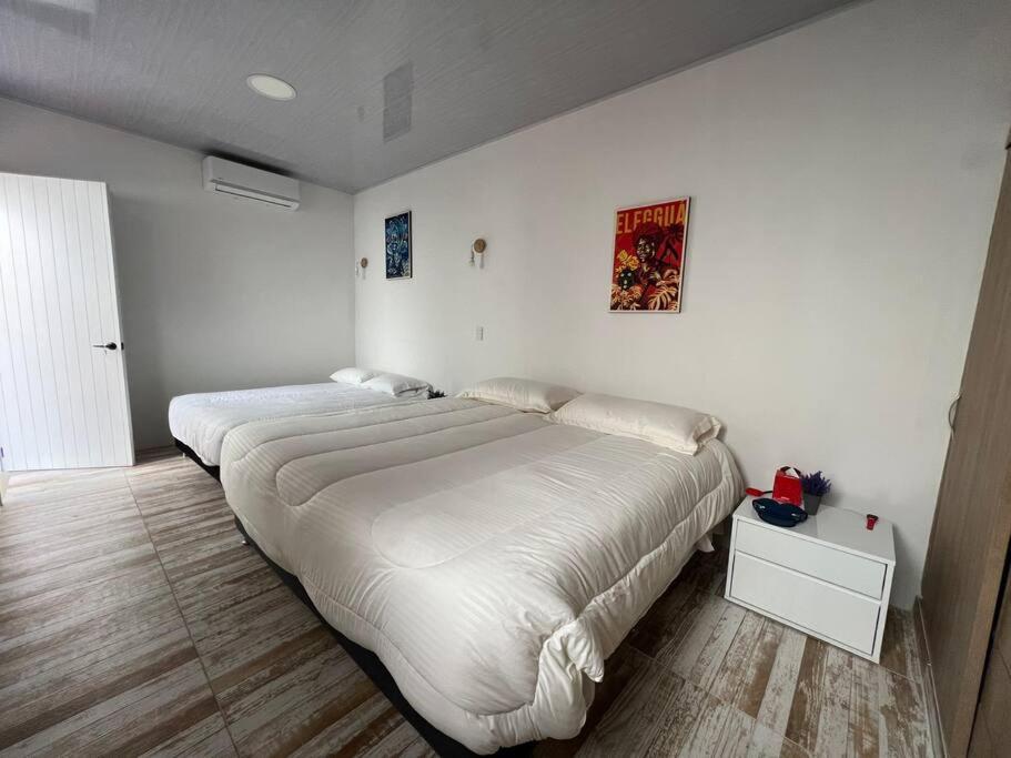 Nueva En San Antonio Cali, La Casa De Tona Villa Kültér fotó