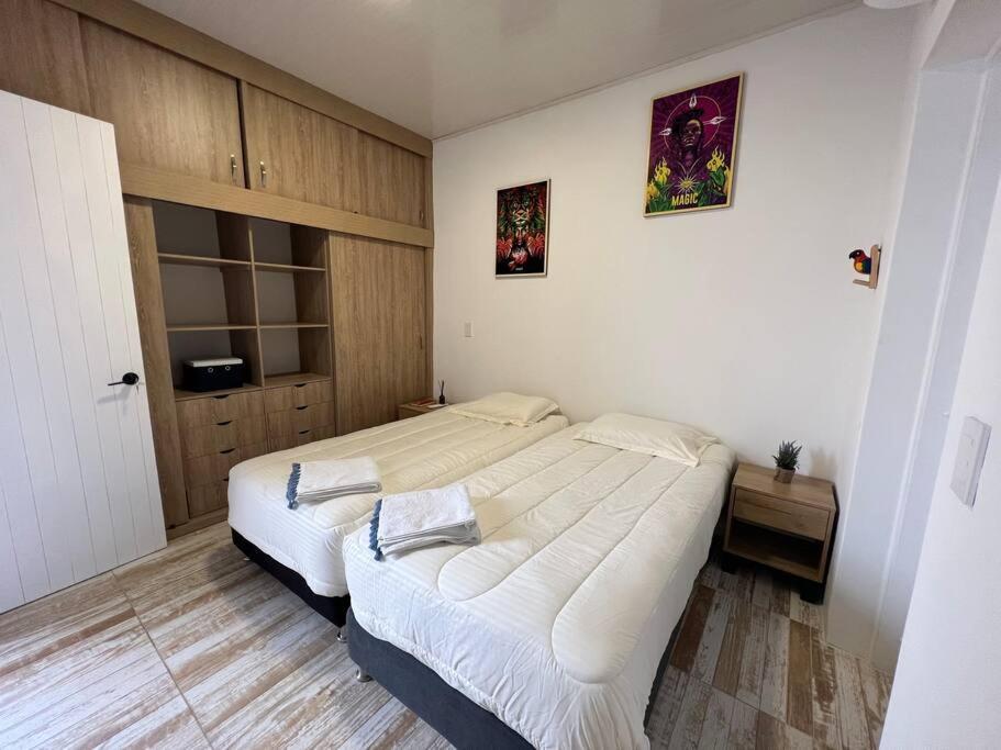 Nueva En San Antonio Cali, La Casa De Tona Villa Kültér fotó