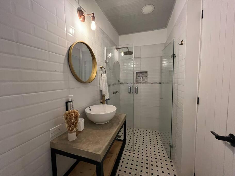 Nueva En San Antonio Cali, La Casa De Tona Villa Kültér fotó