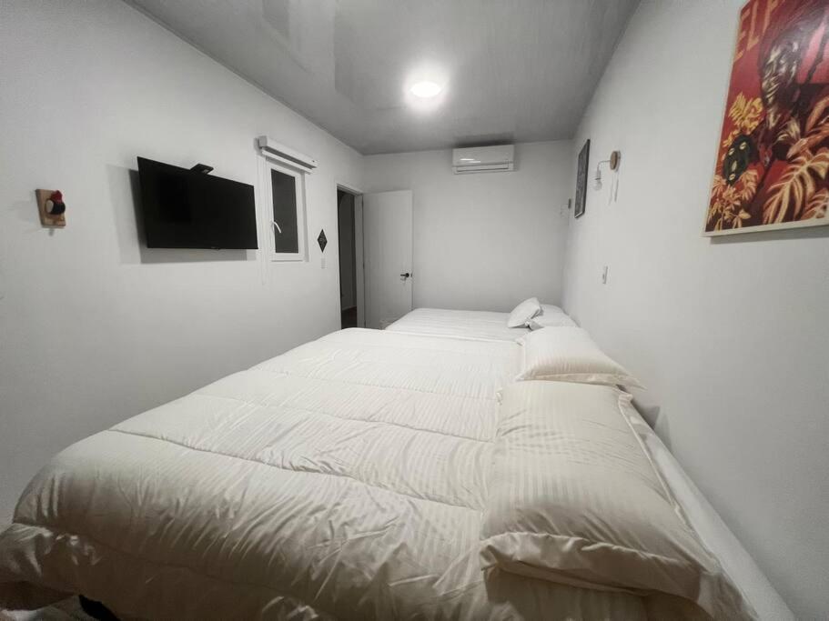 Nueva En San Antonio Cali, La Casa De Tona Villa Kültér fotó