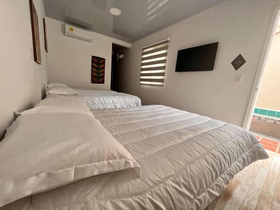 Nueva En San Antonio Cali, La Casa De Tona Villa Kültér fotó